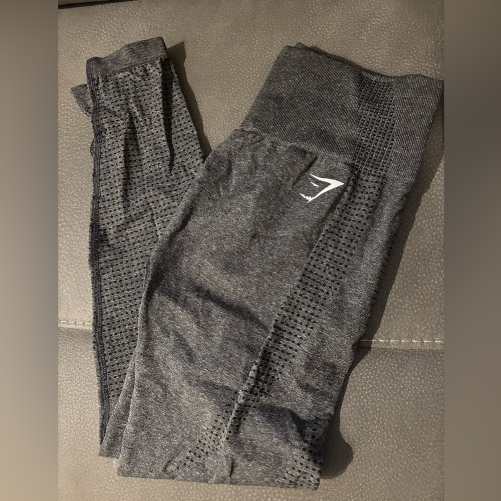 Gym shark grey leggings- M women’s